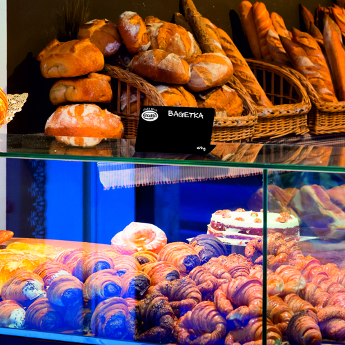 Zdjęcie produktu Cenówki kredowe stojące z logo i nazwami produktów A7 pionowe – zestaw 10 sztuk elegancka tabliczka do restauracji sklepu gastronomi i eventów 3