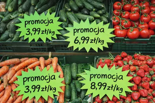 Zdjęcie produktu Gwiazdki promocyjne zielone 180x100 mm – cenówki fluorescencyjne laminowane etykiety 10sztuk 3